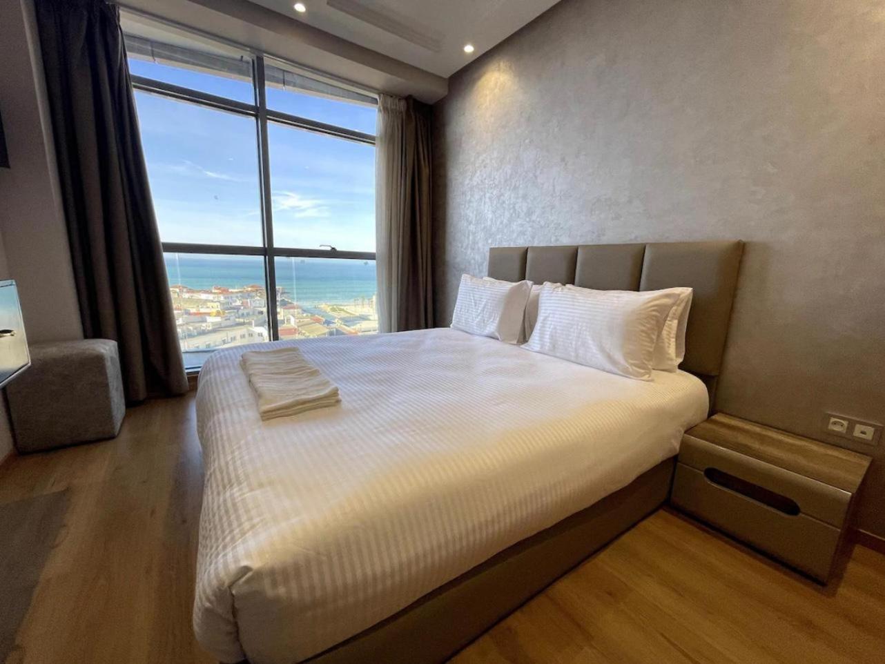 Seafront 2 Bedrooms Flat Tanger Kültér fotó